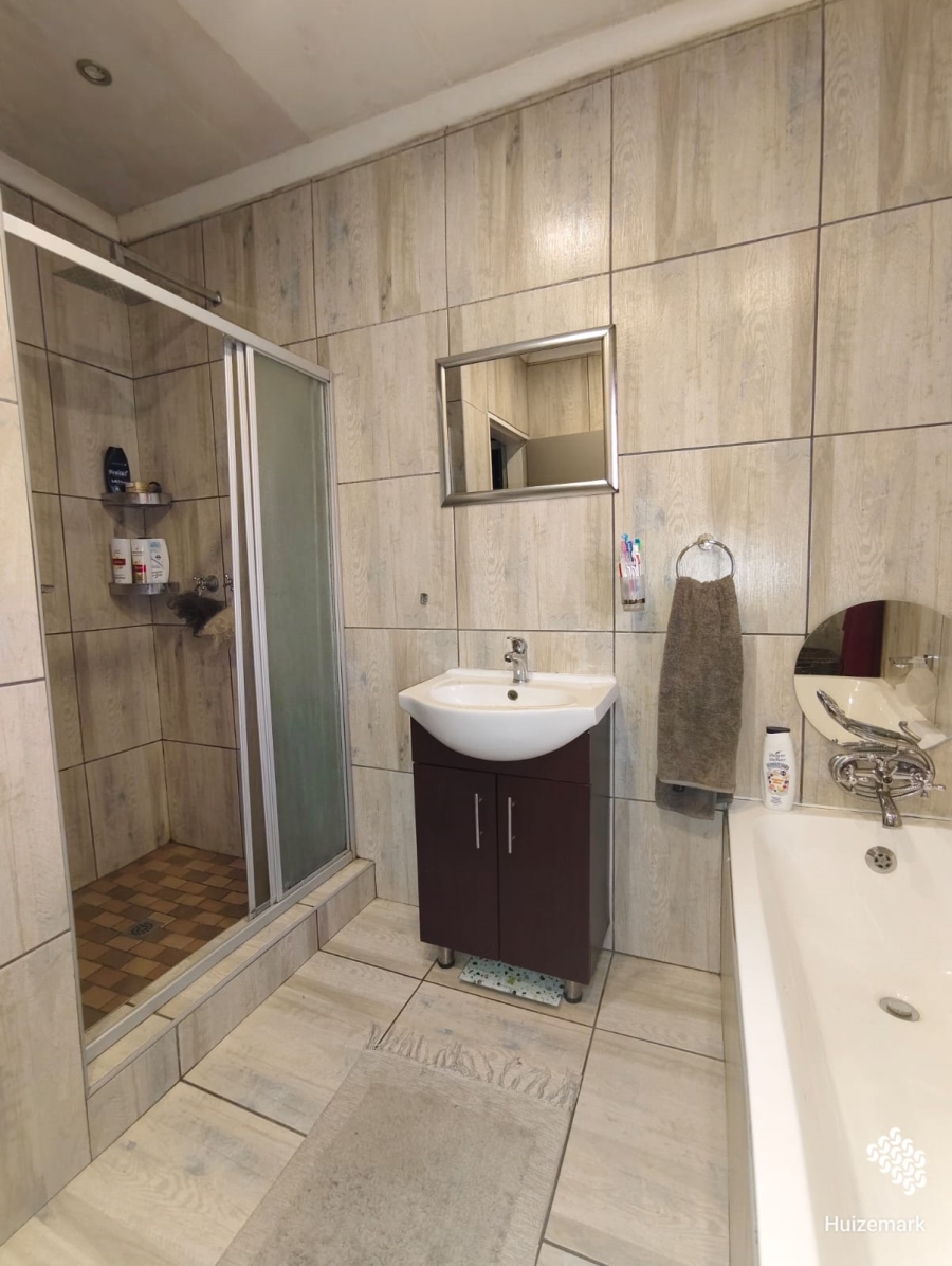 3 Bedroom Property for Sale in Sasolburg Free State